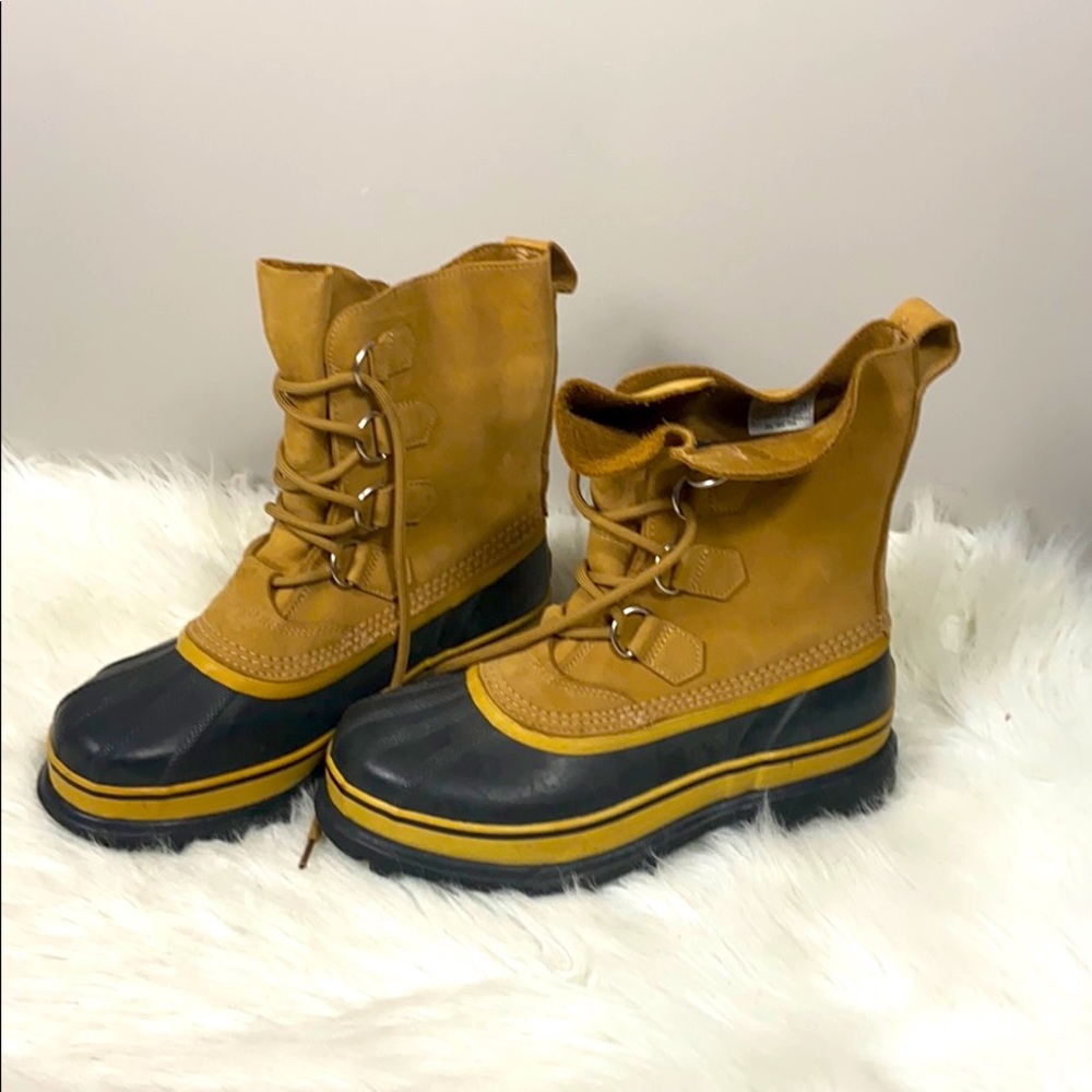 Sorel caribou pack boots Women size 8